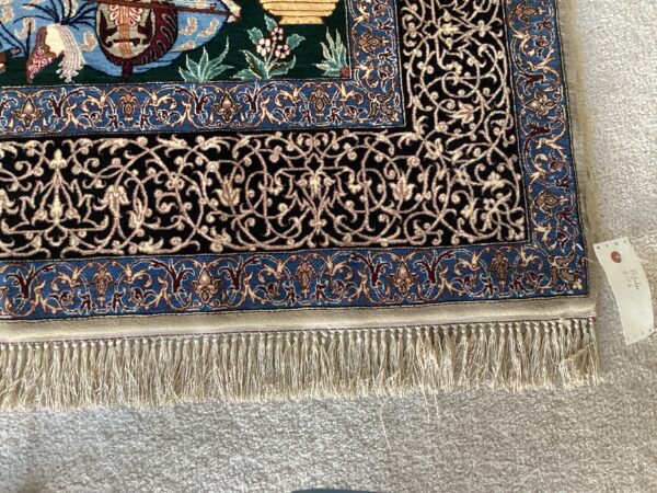 Ispahan wall Rug 4x3 67 Years old - Image 4